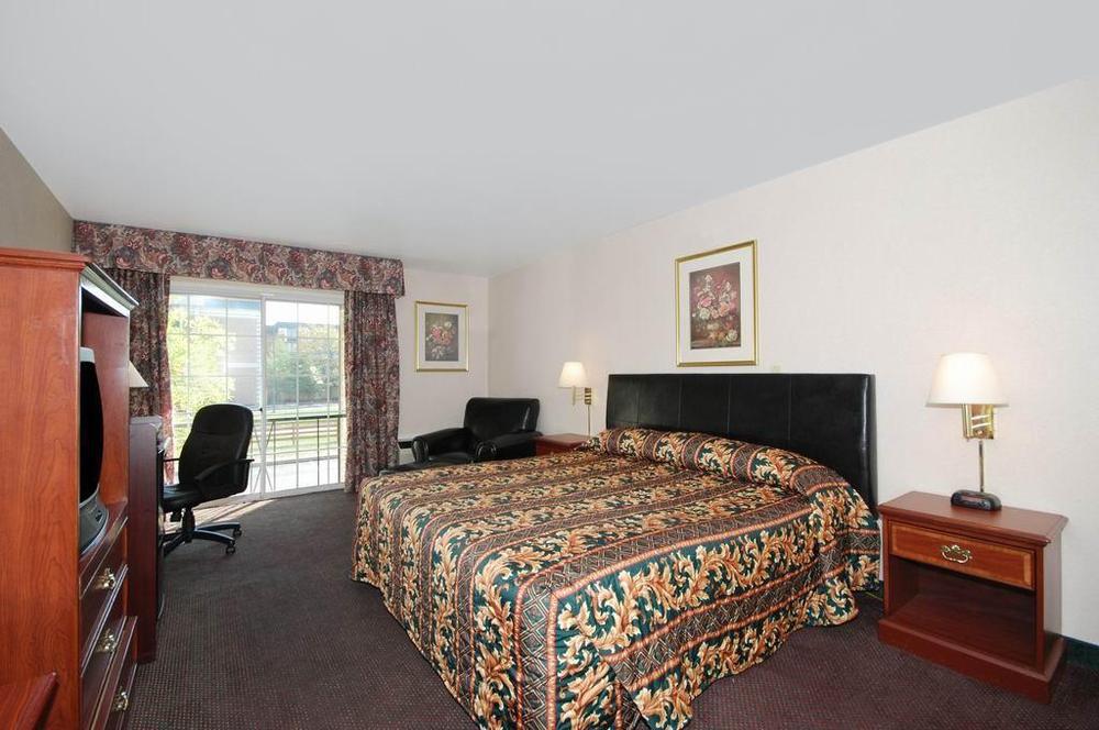 Magnuson Grand Columbus North Hotel Стая снимка